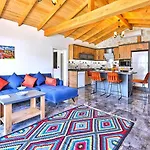 Ulugoel 2 Bedroom Secluded With Private Pool Hot Tub