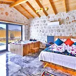 Villa Ulugoel 2 Bedroom Secluded With Private Pool Hot Tub Kalkan