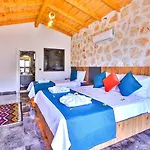 Ulugoel 2 Bedroom Secluded With Private Pool Hot Tub