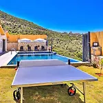Ulugoel 2 Bedroom Secluded With Private Pool Hot Tub Villa Kalkan