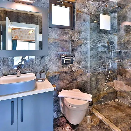 Ulugoel 2 Bedroom Secluded With Private Pool Hot Tub Vila