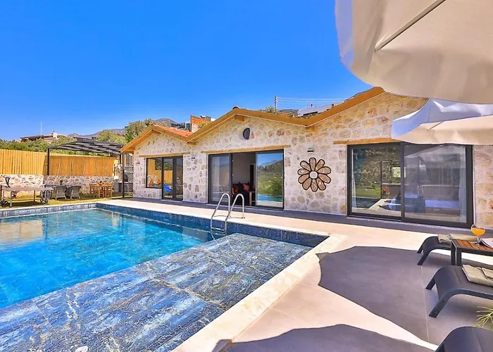 Ulugoel 2 Bedroom Secluded With Private Pool Hot Tub Kalkan