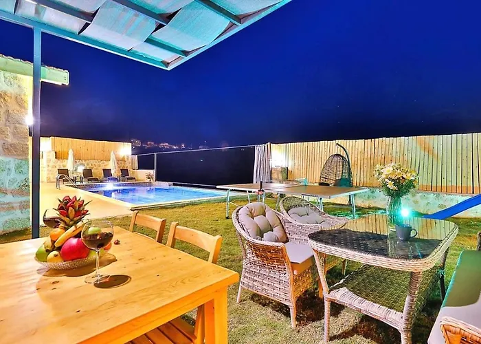 Ulugoel 2 Bedroom Secluded With Private Pool Hot Tub Villa Kalkan