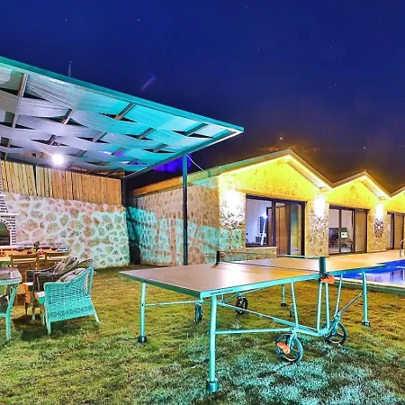 Ulugoel 2 Bedroom Secluded With Private Pool Hot Tub * Kalkan